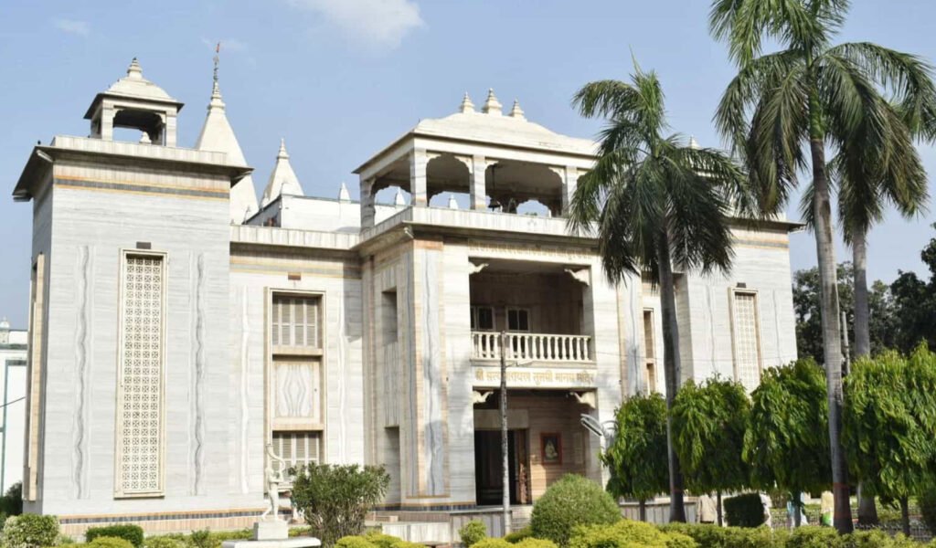 Tulsi-Manas-Mandir